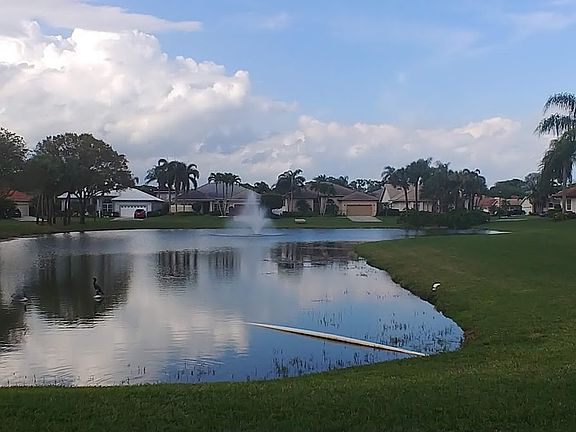 Front entrance to community