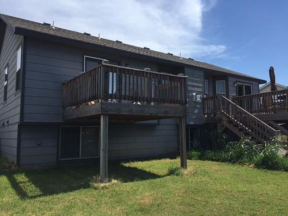 3rd image of 605 E Minneha Ave