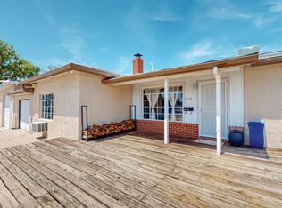 1006 Lester Dr NE, Albuquerque, NM 87112