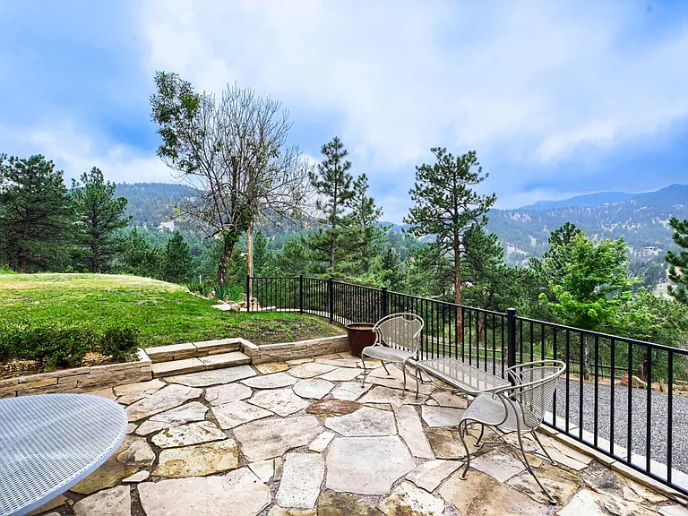 545 Bow Mountain Rd — Photo 27