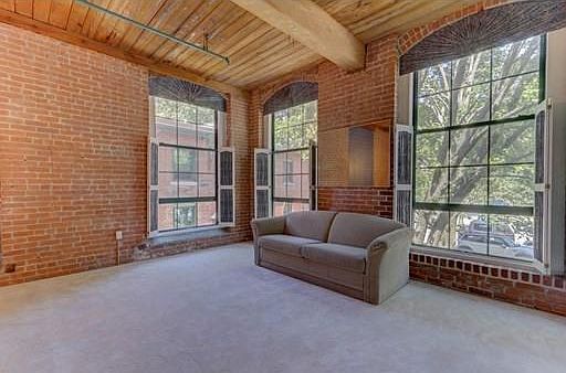 5th image of 14 Sanford St Unit 24
