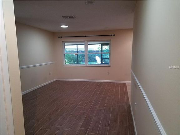 5th image of 4812 Cypress Tree Dr