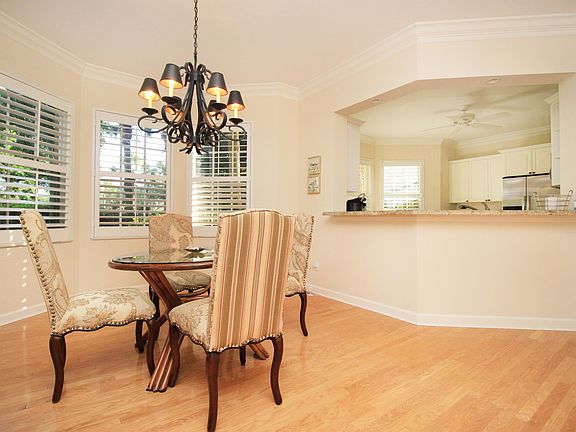 3rd image of 2449 Ravenna Blvd #1-102