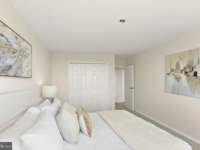 6621 Wakefield Dr #913 — Photo 23