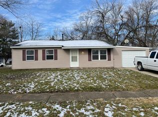 3008 Blair Dr, Champaign, IL 61821