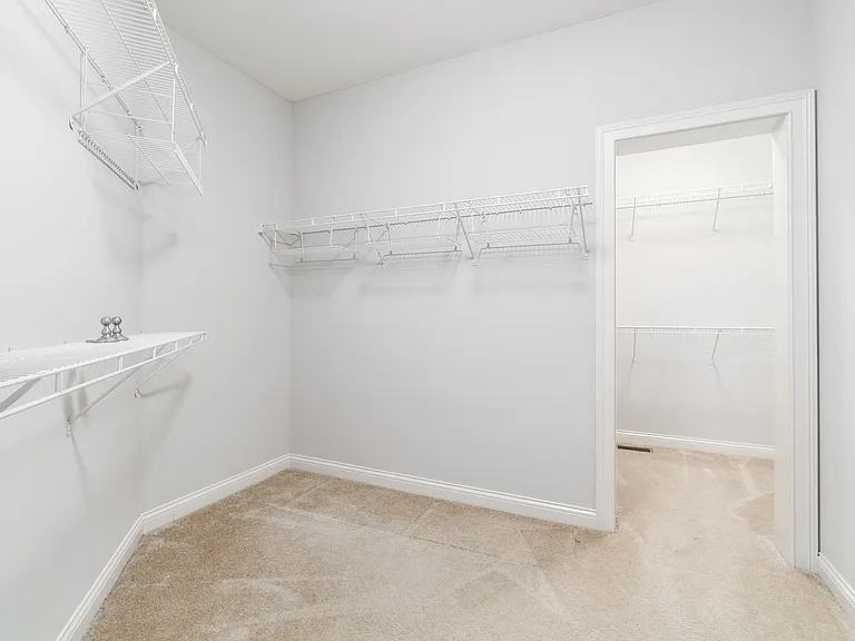 2497 Coltsbridge Dr — Photo 20