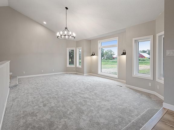 3rd image of 43107 209th St