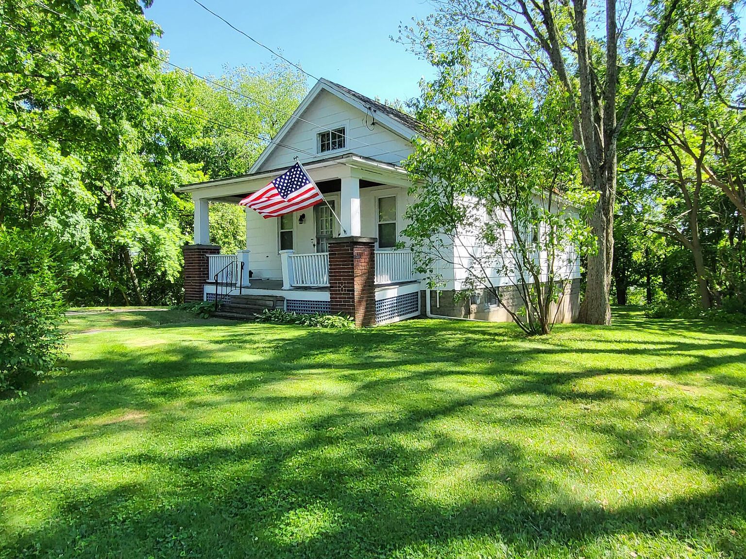 8 Billings Avenue, Troy, NY 12180 Zillow