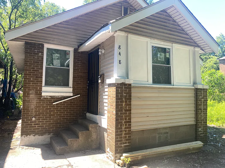 848 Carolina St — Photo 1