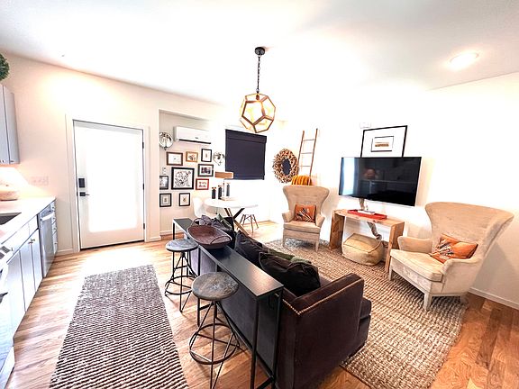 4th image of 3129 Riverwalk Pkwy #3129