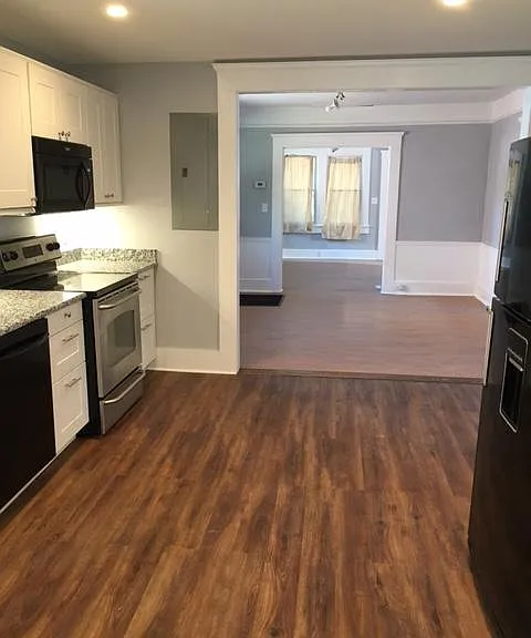 806 Bellemeade Ave NW — Photo 4