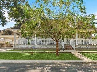 614 W Josephine St, Chalmette, LA 70043