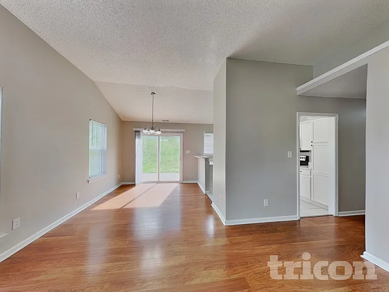 1207 Piney Church Rd — Photo 3