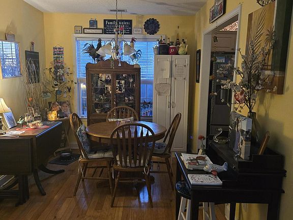4th image of 629 Windgate Dr