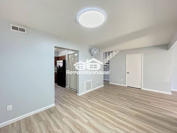 4th image of 5031 Clairmont Ct