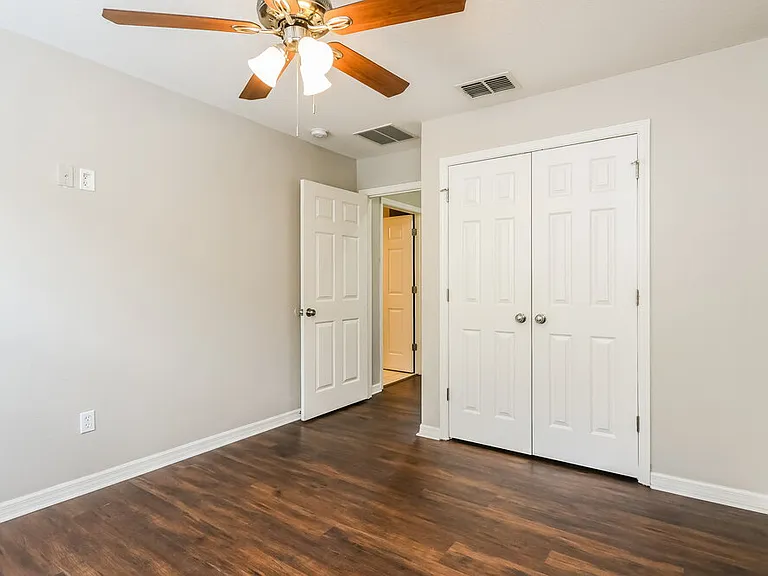 4502 Alberto Cir — Photo 17