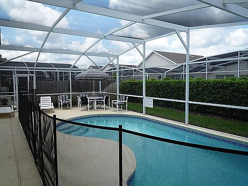 HL5P123KA-private-pool-area