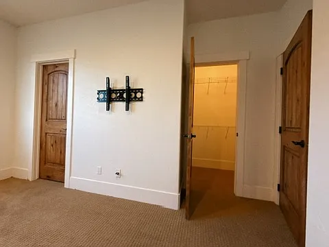 3rd Bedroom Closet / TV Wall angle