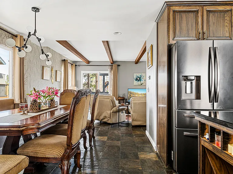 Dinning room - 1st floor