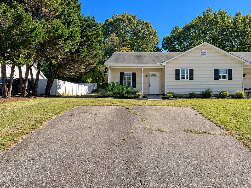 325 Zach Dr