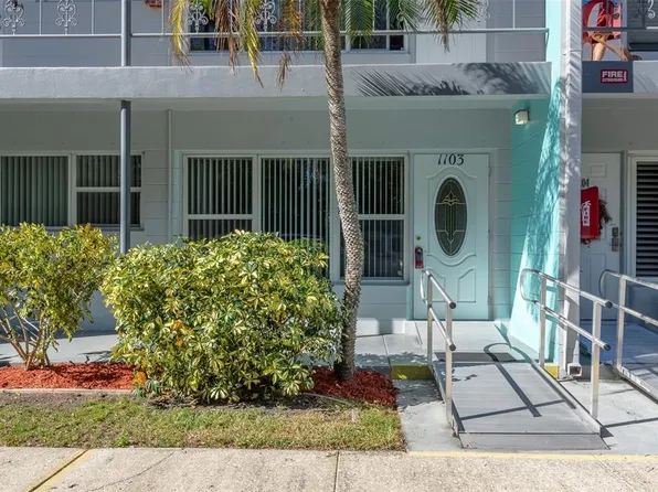 4020 55th St N APT 1103, Kenneth City, FL 33709