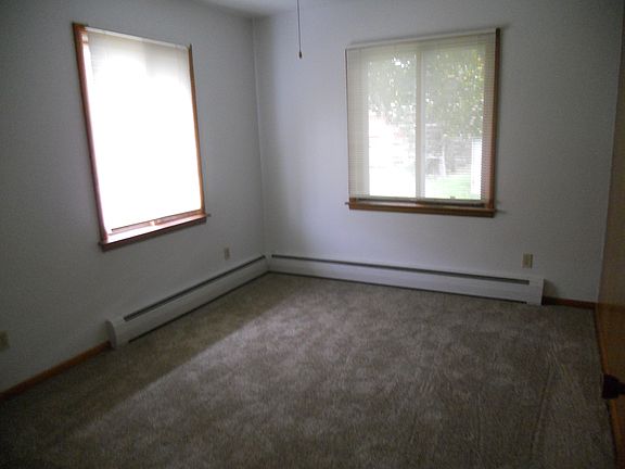 3rd image of 2815 Shore Dr APT 3
