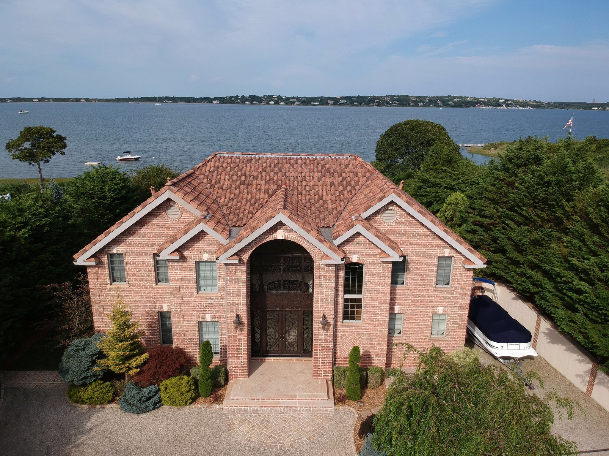 208 West Lake Dr, Montauk, NY 11954 Out East