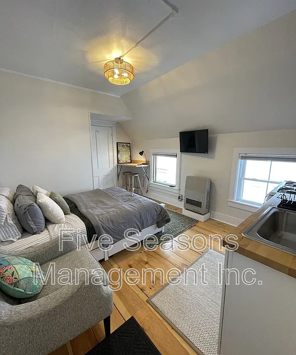 19 Grant St #8