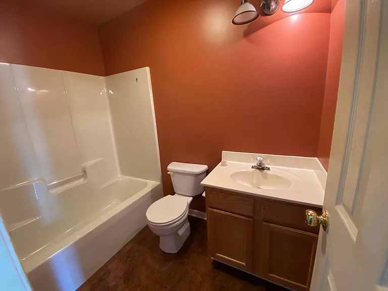 115 Heatherbrook Ct #B — Photo 7
