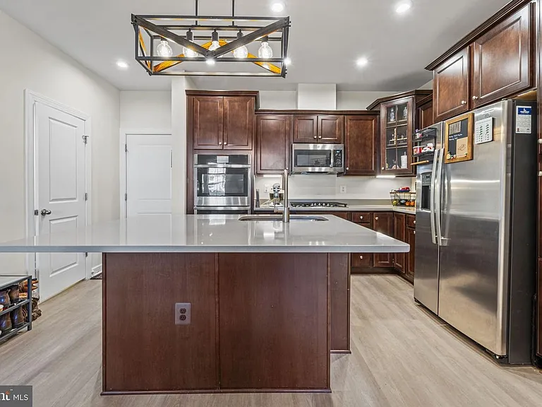 12384 Azure Ln — Photo 10