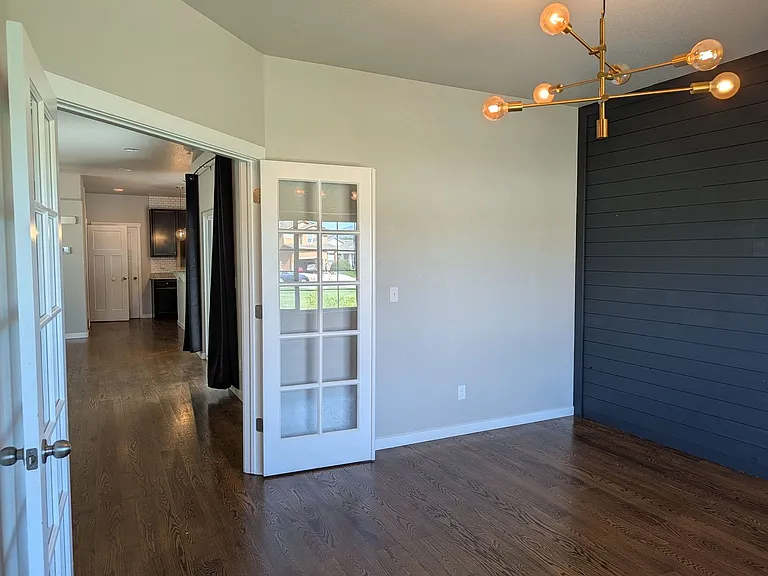 7709 Camille Ct — Photo 6