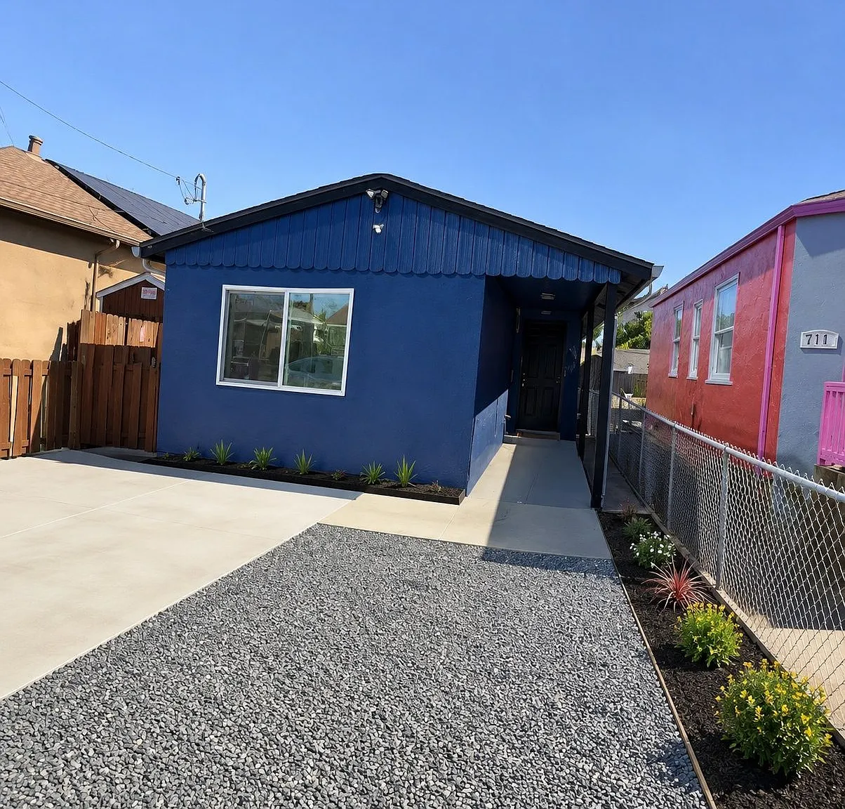 3 bed, 1.0 bath, $3,750 — Photo 1