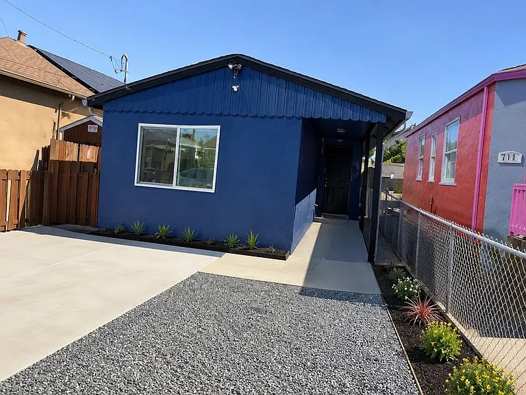 2122 Florida Ave — Photo 1