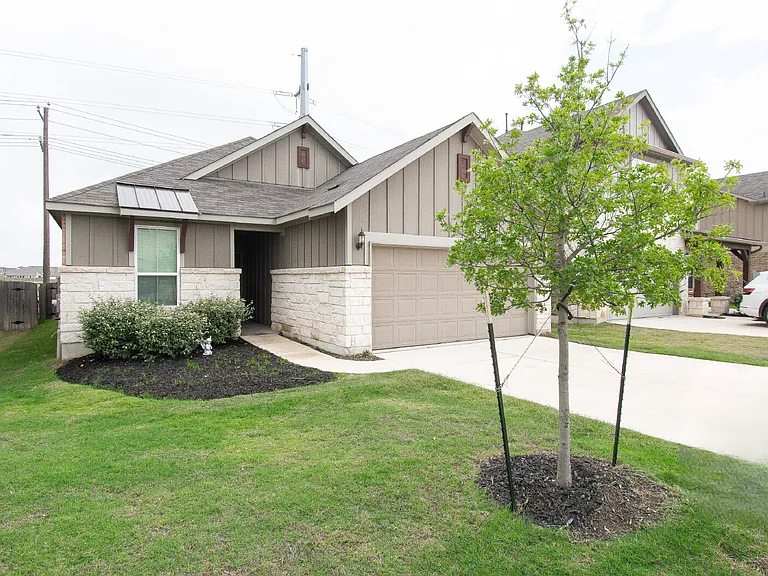 250 Sugar Cane Rd — Photo 1