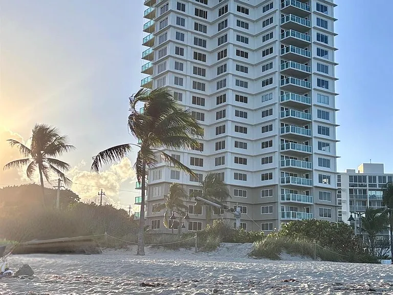 1151 N Fort Lauderdale Beach Blvd #1C — Photo 28