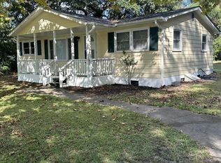 249 Ernest Gurganus Rd, Jacksonville, NC 28540