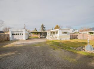 435 David Way, Talent, OR 97540