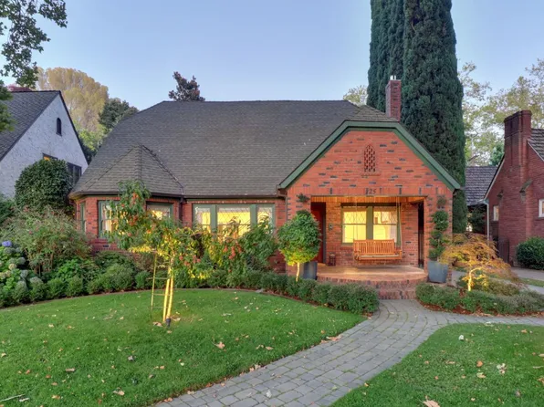 725 33rd St, Sacramento, CA 95816