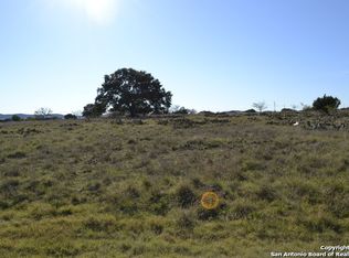 22 Stone Crest Dr, Bandera, TX 78003