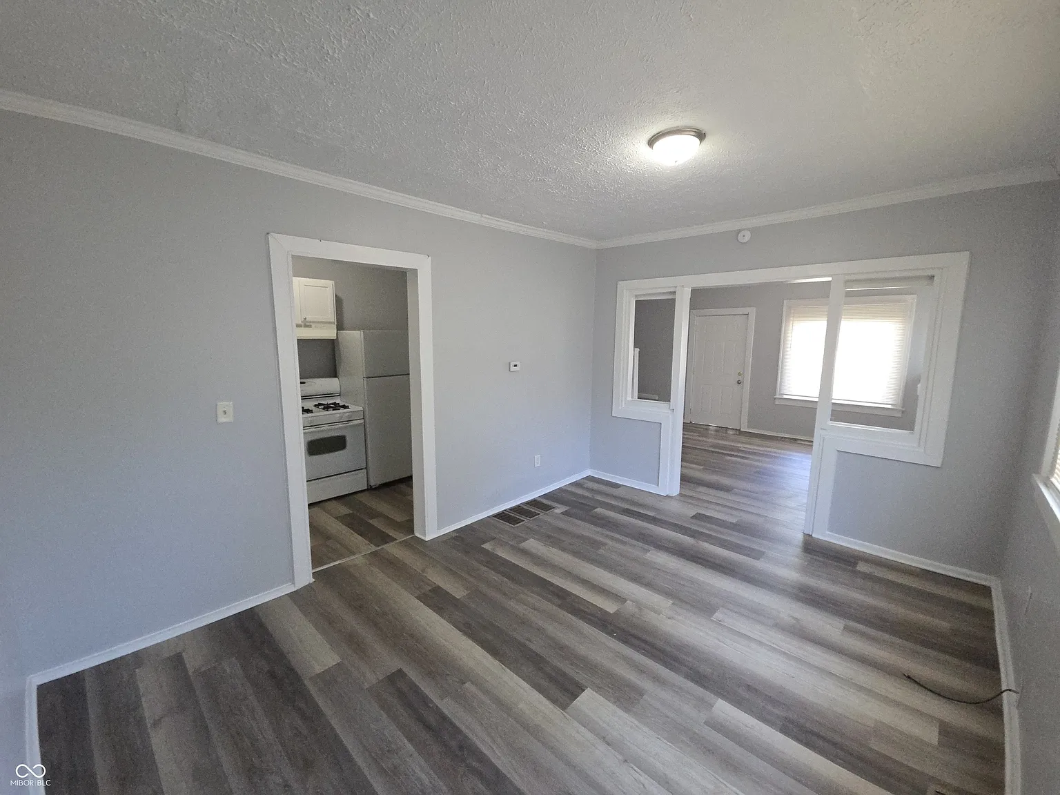 3 bed, 1.0 bath, 1235 sqft, $1,025 — Photo 4