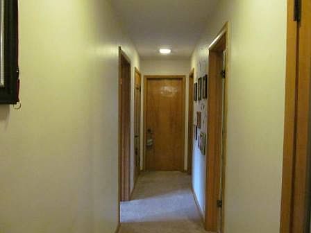 3rd image of 617 Petroleum St