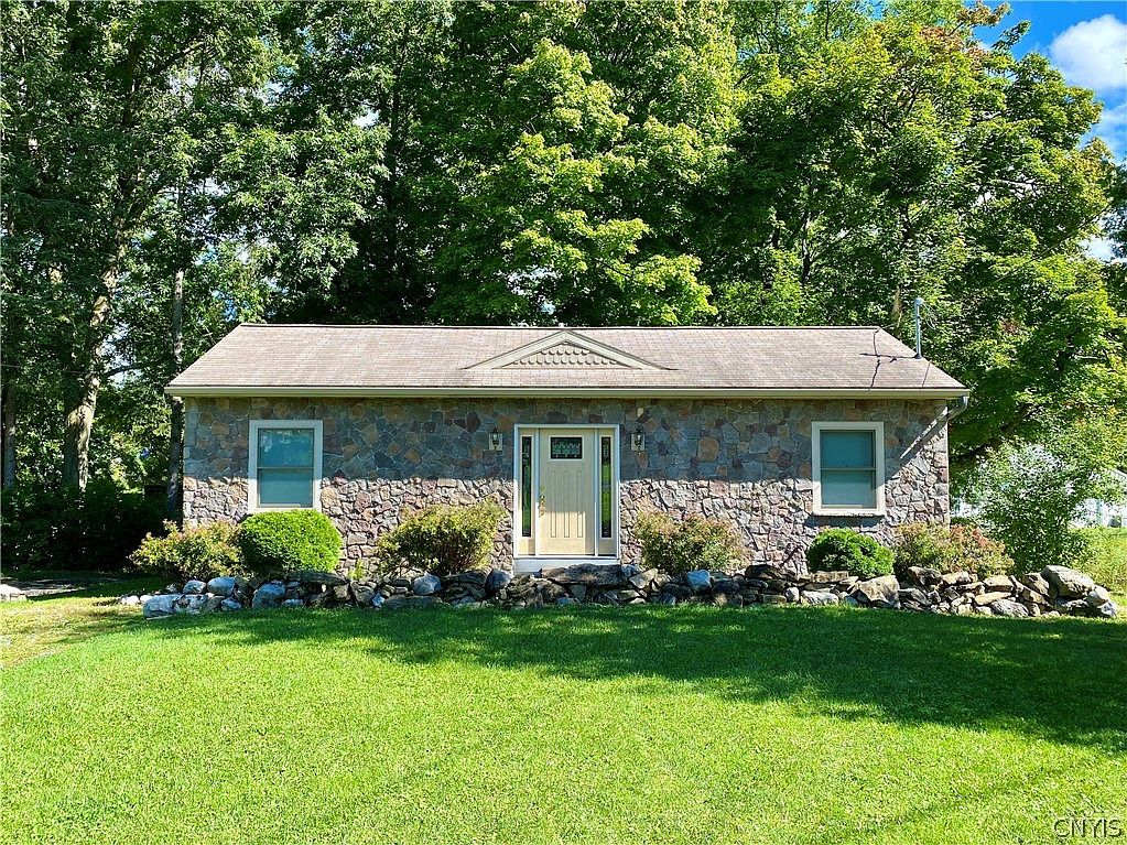 63 Pulsifer Dr, Auburn, NY 13021 Zillow