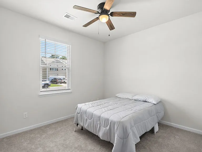 3927 Nandina Ct — Photo 34