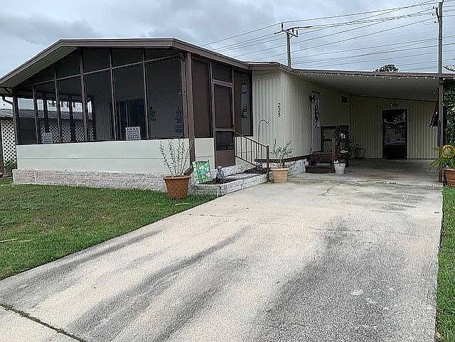 1st image of 225 Windsor Dr