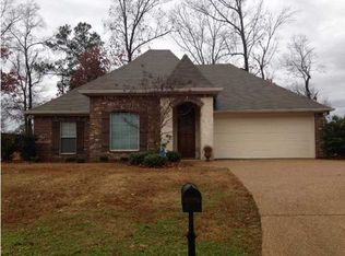 433 Pinebrook Cir, Brandon, MS 39047