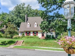 44 Stanford Pl, Glen Ridge, NJ 07028