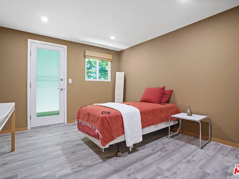 31777 Broad Beach Rd — Photo 13