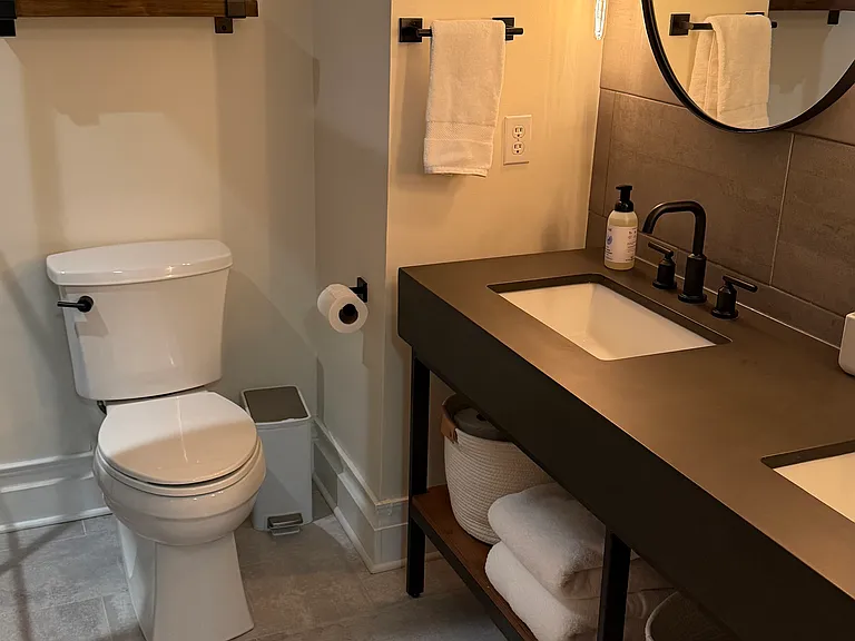 404 N Laurel Ave #31 — Photo 16