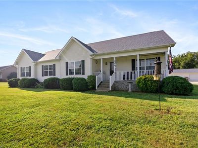 568 Faith Rd, Mooresville, NC, 28115