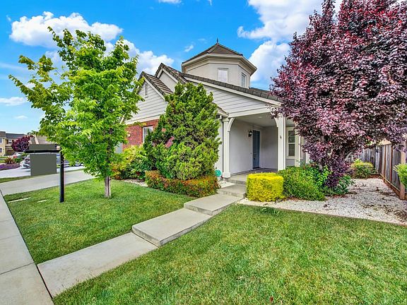 2nd image of 812 Purple Sage Drive